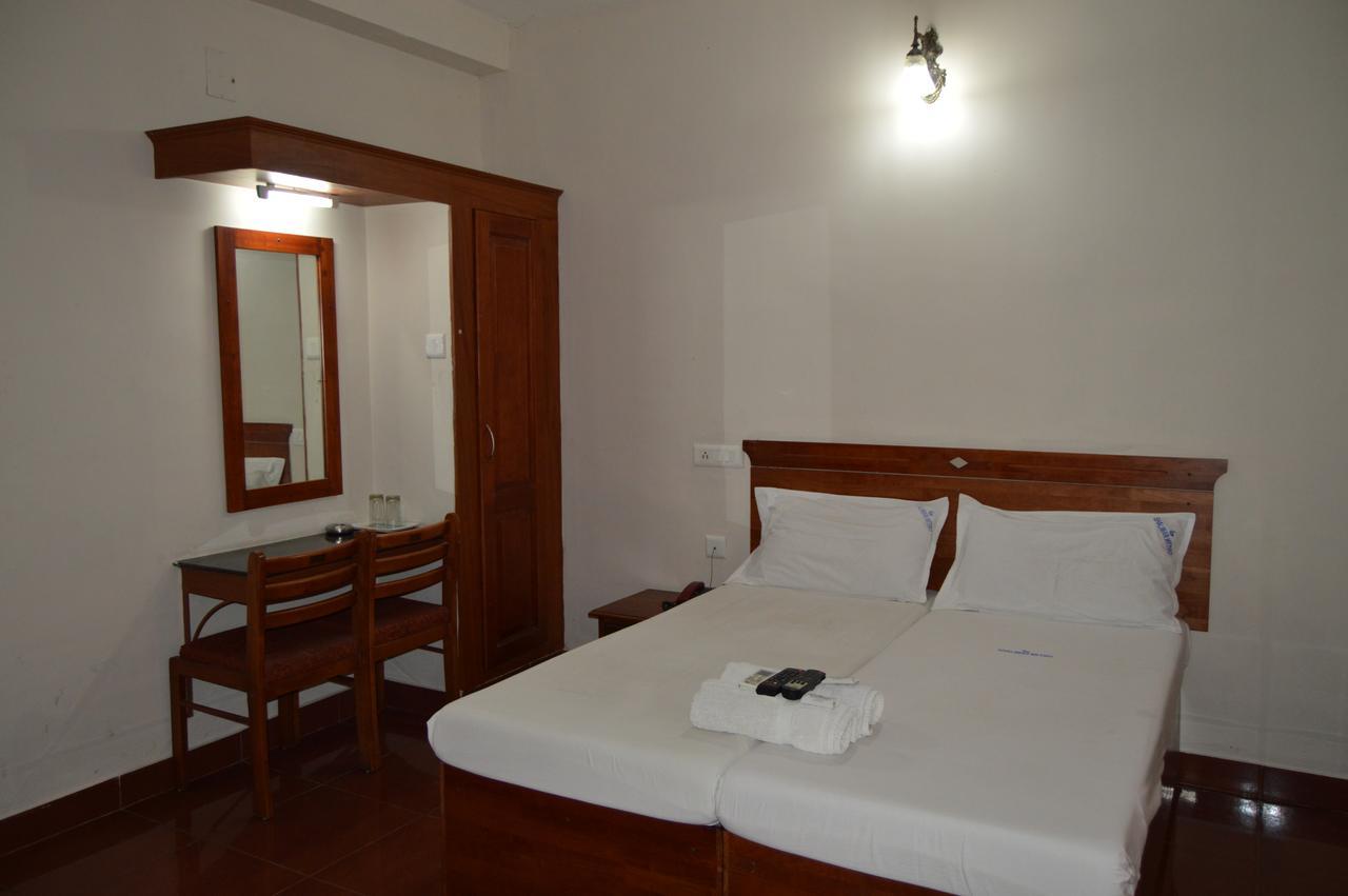 Shalimar Metro Hotel Kochi Luaran gambar