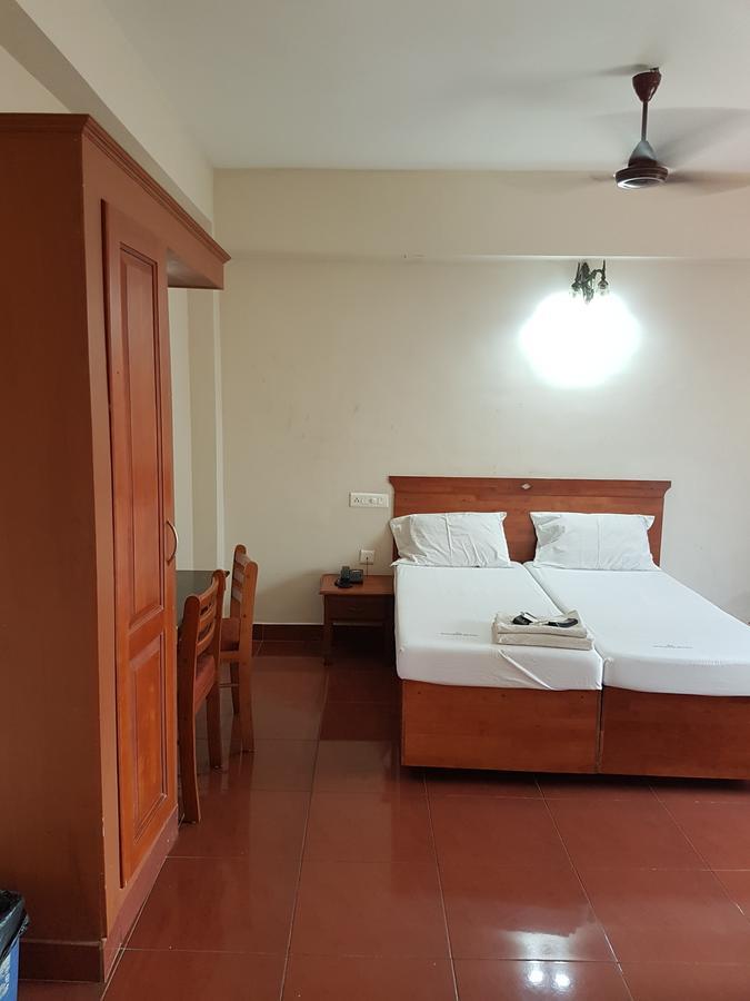 Shalimar Metro Hotel Kochi Luaran gambar