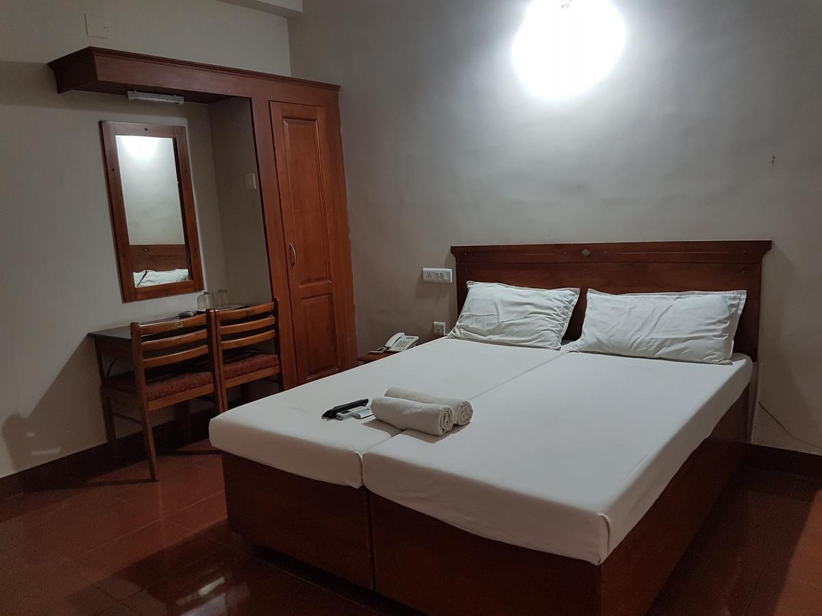 Shalimar Metro Hotel Kochi Luaran gambar