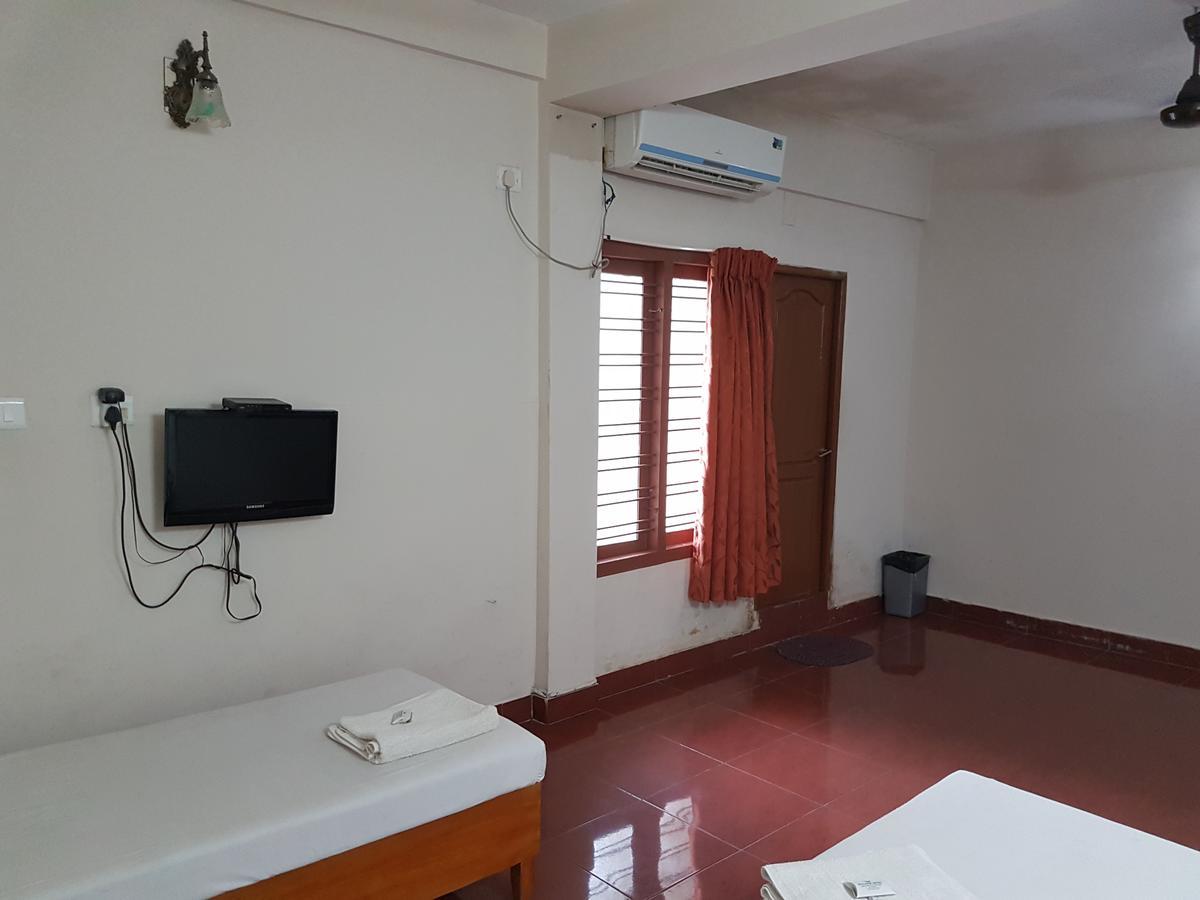 Shalimar Metro Hotel Kochi Luaran gambar